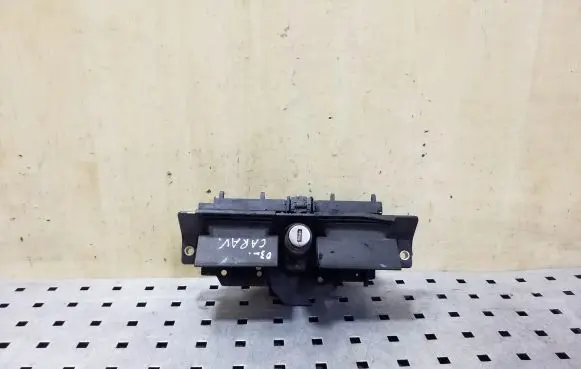 Audi A6 S6 C5 4B Loading door exterior handle 8D9827565C 8D9827565H 4B0827565H