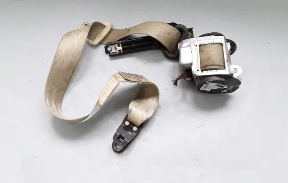Audi A8 S8 D3 4E Front seatbelt 601836900 008L000