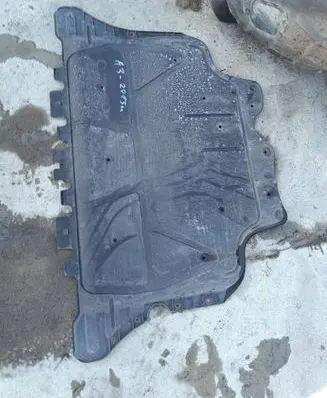 Audi A3 S3 8V Engine splash shield/under tray 5Q0825236