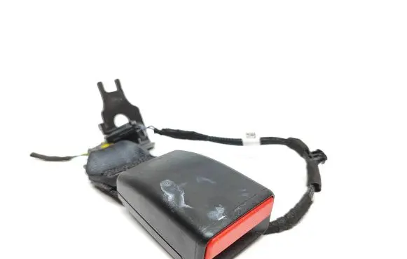 Peugeot 208 Rear seatbelt buckle 031752026