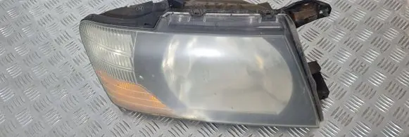 Mitsubishi Pajero Headlight/headlamp