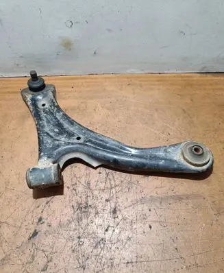 Suzuki Liana Front lower control arm/wishbone 