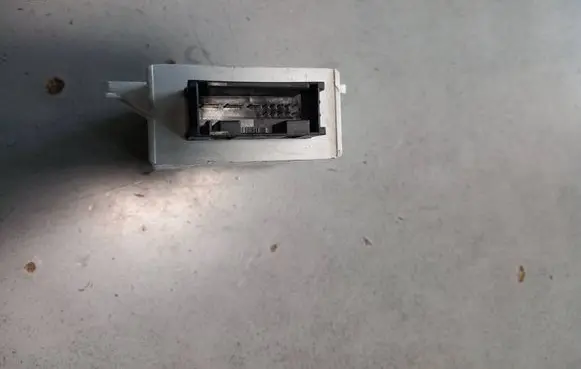 BMW 3 E46 Immobilizer control unit/module 61356905667 608377UTA YWC107130