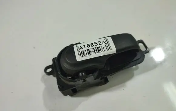 Nissan Note (E11) Rear door lock 50108000006