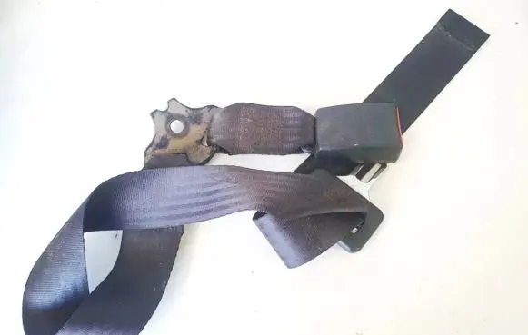 Ford Fiesta Middle seatbelt (rear) 65907a051
