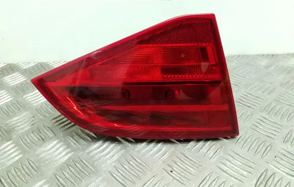 Audi A4 S4 B8 8K Tailgate rear/tail lights 8K9945093