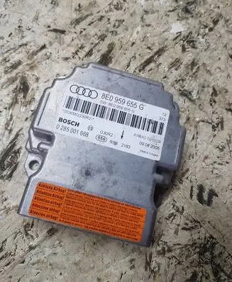 Audi A4 S4 B7 8E 8H Airbag control unit/module 8e0959655