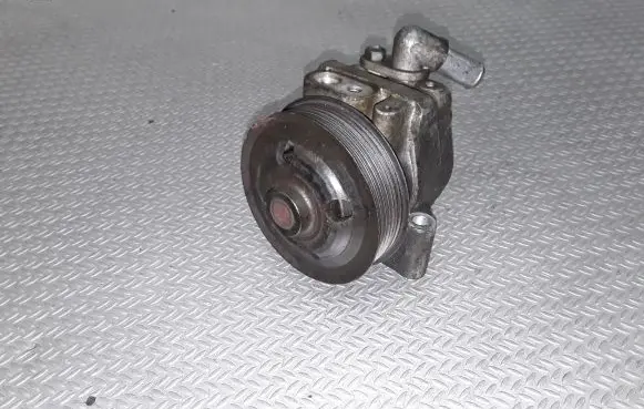 Jaguar XF X250 Power steering pump 6R833A696BD