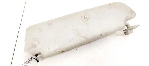 Volkswagen Golf V Sun visor
