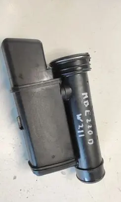 Intake resonator