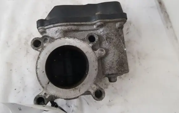 Volkswagen Polo Throttle valve 03D133062E A2C53060088