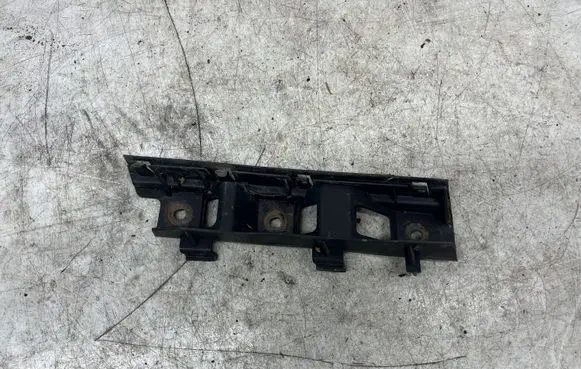 Volkswagen PASSAT B6 Front bumper mounting bracket 3C0807184