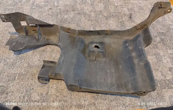 Audi TT Mk1 Engine splash shield/under tray 8N0825245D 547570