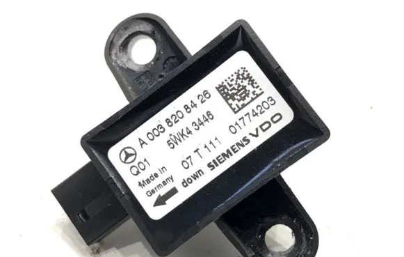 Mercedes-Benz GL X164 Airbag deployment crash/impact sensor A0038208426