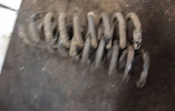 Mercedes-Benz E W211 Rear coil spring