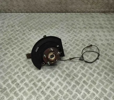 Nissan Juke I F15 Front wheel hub 400151KK0A