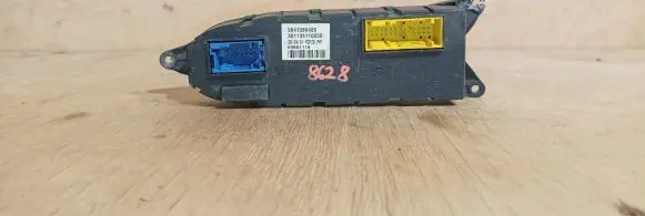 Peugeot 607 Door control unit/module 9641086480 501135110050 2599903