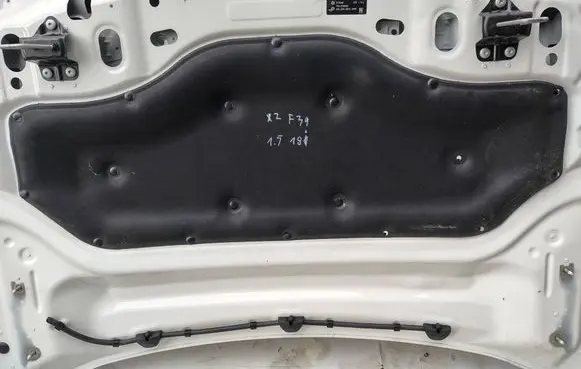 BMW X2 F39 Engine bonnet/hood sound/heat insulation
