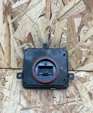 Headlight ballast module Xenon