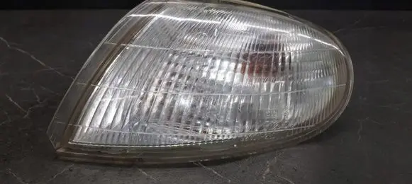 Hyundai Lantra II Front indicator light 92301290