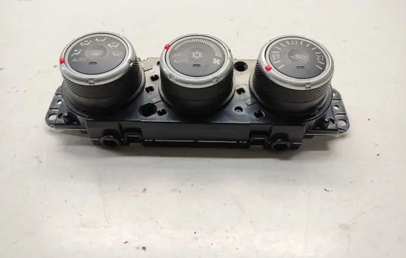 Mitsubishi Outlander Climate control unit 7820A082XB 3862040