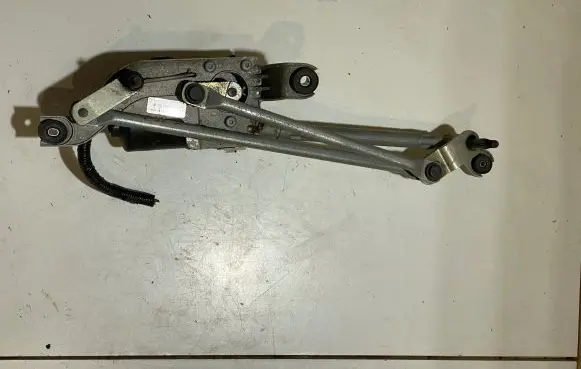 Ford Mustang VI Front wiper linkage GR3B17500BC