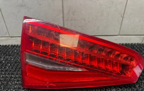 Audi A4 S4 B8 8K Tailgate rear/tail lights 01091701 13S2SD010917010349