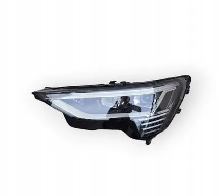 Audi Q8 Headlight/headlamp 4KE941039