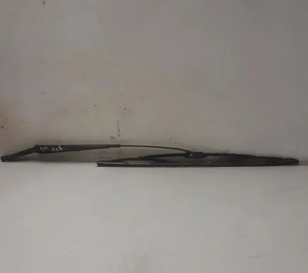 Opel Zafira A Front wiper blade arm 90582557
