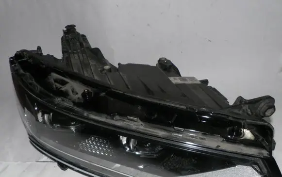 Volkswagen PASSAT B8 Headlight/headlamp 3G1941082P