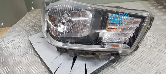 KIA Rio Headlight/headlamp 92102H8