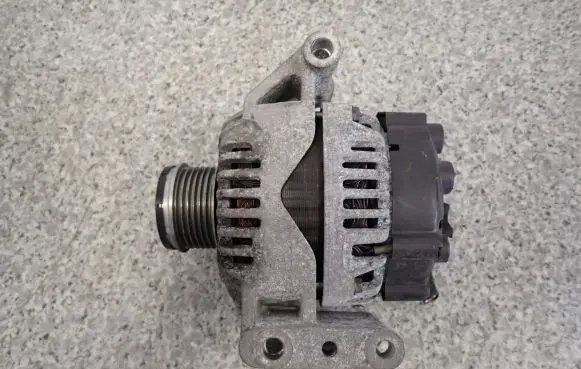 Suzuki Ignis Generator/alternator