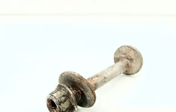 Mazda 5 Rear suspension camber bolt 