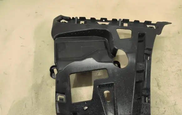 BMW 3 F30 F35 F31 Rear bumper mounting bracket 7384466 15857711