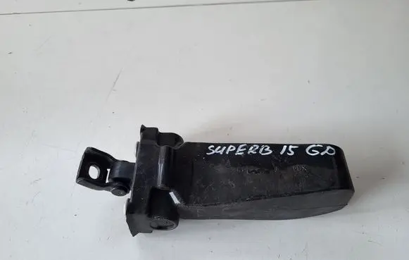 Skoda Superb B8 (3V) Rear door check strap stopper 3V0839267