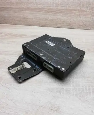 Mazda 626 ABS control unit/module GJ2567650