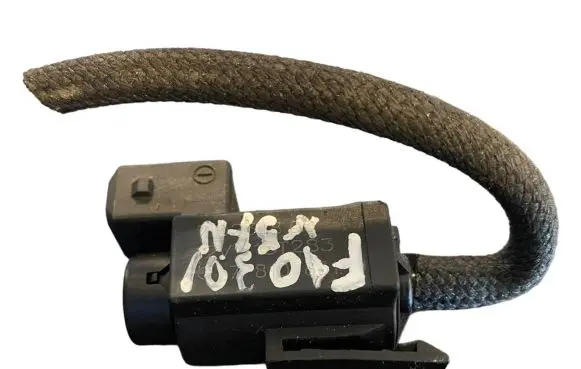 BMW 5 F10 F11 Turbo solenoid valve 7810831 70231800