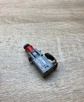 Opel Vectra C Brake pedal sensor switch 09185907