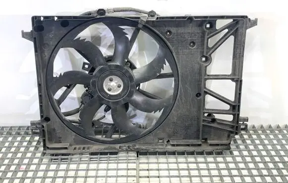 Toyota Camry VIII XV70 Fan set 1636331510