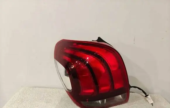 Peugeot 108 Rear/tail lights 