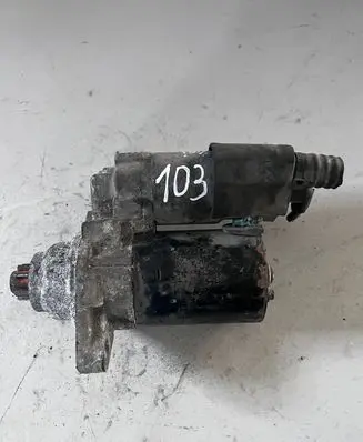 Volkswagen Golf IV Starter motor 02T911023A