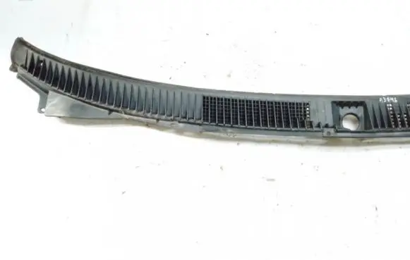 Mitsubishi Colt Wiper trim