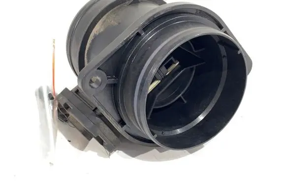 Volkswagen Golf VII Mass air flow meter 04L906461B
