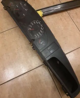 Audi A6 S6 C4 4A Speedometer (instrument cluster) 4A1919033ES