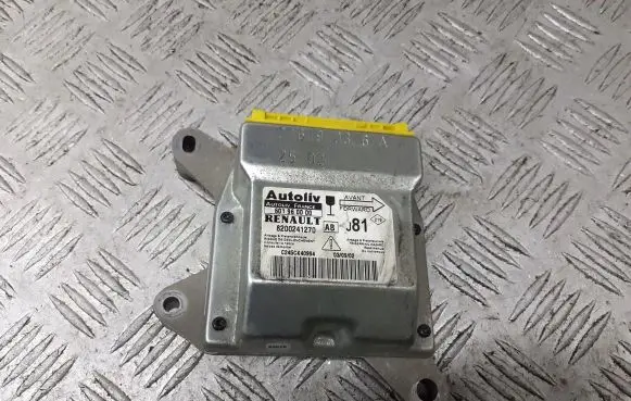 Renault Espace IV Airbag control unit/module 8200241270