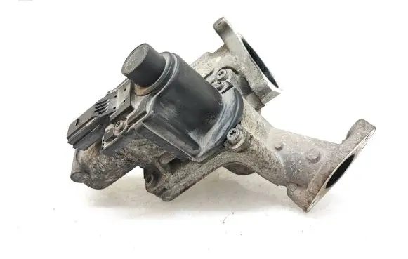 Volkswagen Caddy EGR valve 03G129637A 03G131502