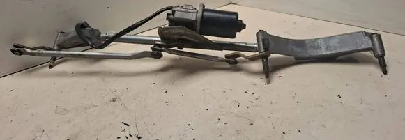 Mercedes-Benz C W203 Front wiper linkage and motor 404518 A2038200342