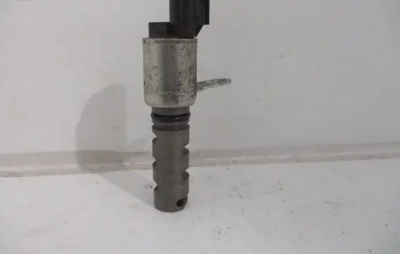 Toyota Yaris Valve oil control 3210405380