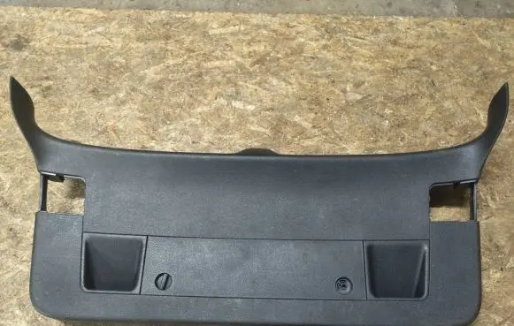 Volkswagen PASSAT B6 Tailgate trim 3C9867605D 3C9867605E