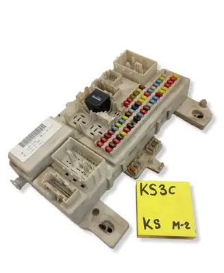 Ford Focus C-MAX Central body control module 4M5T14A073DF 6M5T14014LGB